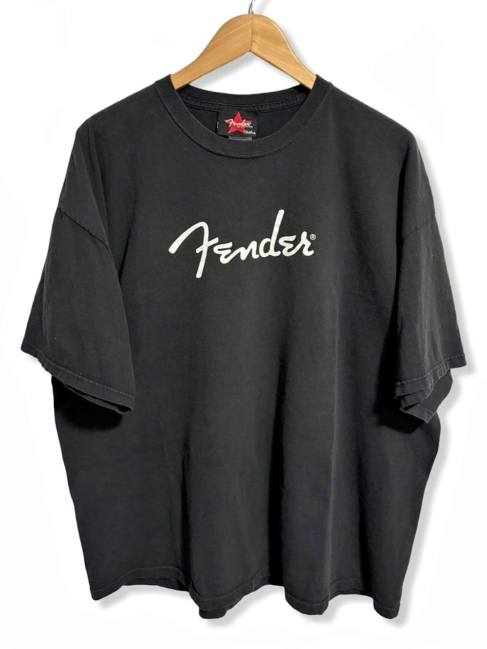 Vintage 90s Fender Guitars Logo Graphic Tee in Black